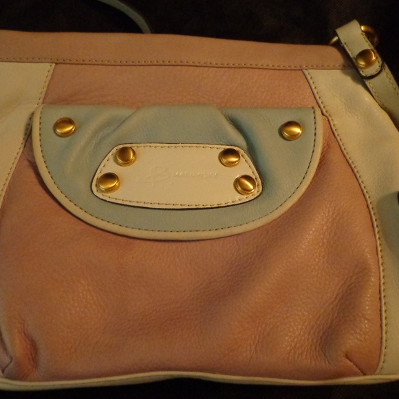 B Makowsky Handbag - Picture 2 of 4